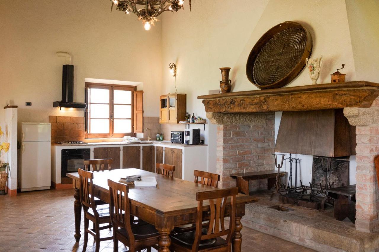 Agriturismo Il Serraglio Montepulciano Stazione Exteriör bild